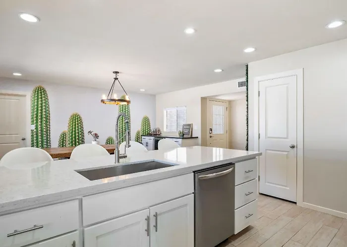Drift House By Avantstay Scottsdale